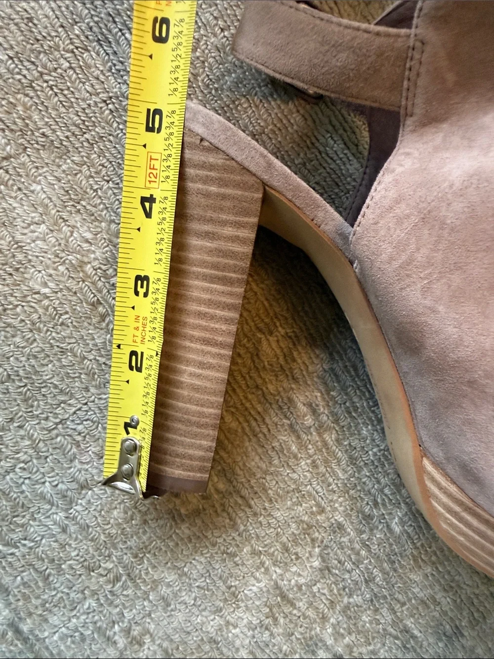Vince Camuto Taupe Suede Peep-Toe Platform Heels NEW with Box Size 11